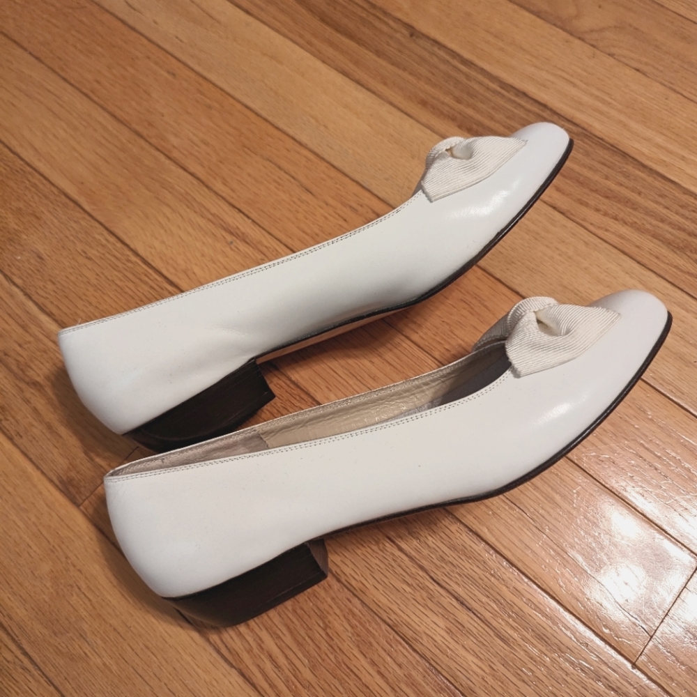Salvatore Ferragamo Bow Flats